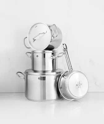 Produktbild von Famanu Kochtopf mit Deckel - Hochwertige Kochpfanne mit Sandwichboden - 2,8 Liter