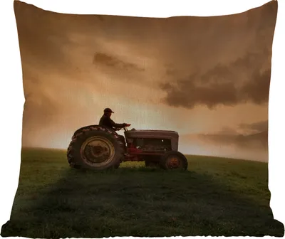 Produktbild von MuchoWow® Outdoor Kissen - Traktor - Landwirt - Nebel - 50x50 cm - Wetterfest - Lounge Kissen - Komfortabel - Kissen mit Bild