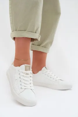 Imagen del producto de Zapatillas deportivas para mujer, marca Big Star, modelo TT274020, color blanco, talla 37, fabricadas con material sintético ()