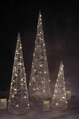 Image de Set de 3 cônes en fil métallique 90 LEDs blanc chaud