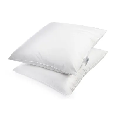 Zdjęcie produktu dla Zestaw 2 poduszek 80x80 cm Wypełnienie: 1300 g pierza, pierze gęsie 100% naturalne Poszewka poduszki: 100% bawełna Poduszka pierza 80 x 80 cm