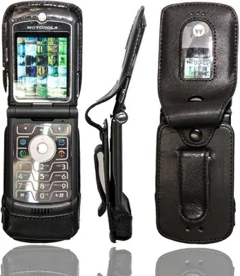 Immagine prodotto di caseroxx custodia in pelle con clip da cintura compatibile con Motorola RAZR V3m V3c in vera pelle, custodia con clip da cintura e finestra di visualizzazione