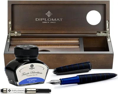 Produktbild von Füllhalter Set Diplomat Elox Ring schwarz-blau mit Schreibtinte und Stiftetui aus Wengeholz
