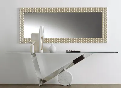 Produktbild von Casa Padrino Designer Konsole Silber / Weiß - Verschiedene Tischgrößen - Konsolentisch mit Glasplatte - Moderne Wohnzimmer Möbel - Luxus Kollektion