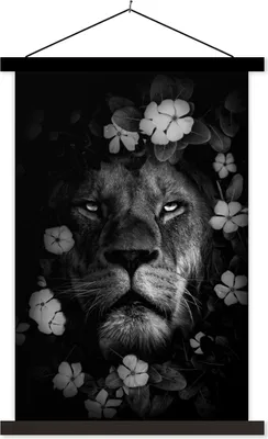 Produktbild von MuchoWow® Textilposter Löwe mit Blumen im Dschungel - schwarz und weiß 40x60 cm mit schwarzem Rahmen - Wanddekorationen