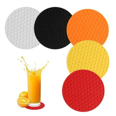 Produktbild von Anti-Rutsch Glasuntersetzer Set Getränkeuntersetzer Rund Silikon Untersetzer mit Noppenstruktur für Getränke Tassen Glas Bar,(Stil:Stil 1;)