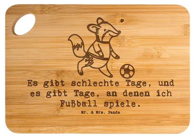 Produktbild von Mr. & Mrs. Panda Holzbrett Fuchs Fußball spielen - Transparent - Geschenk, Frühstücksbrett, Turnier, Fußballtraining, schneidbrett, Fußballmannschaft, Fußballverein