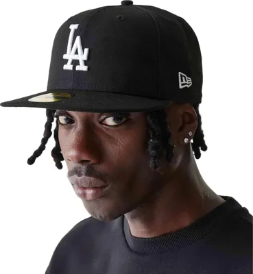 Zdjęcie produktu dla New Era Errores de Talla 10047495 in Black color size S-M