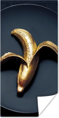 Produktbild von MuchoWow® Poster Goldene Banane auf dunklem Hintergrund 40x80 cm - Dekoration