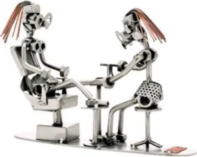 Zdjęcie produktu dla Metalowa figurka „Pedicure” – ręcznie wykonany egzemplarz unikatowy