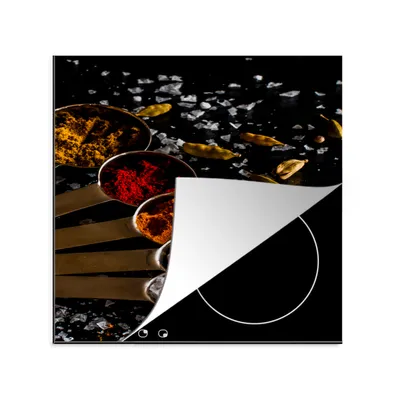 Produktbild von KitchenYeah© Herdabdeckplatte Gewürze - Löffel - Salz - Gewürze - Schwarz , 78x78cm, Küche Deko, Glaskeramikkochfeld Herdabdeckung, Abdeckplatte fùr Kochfeld