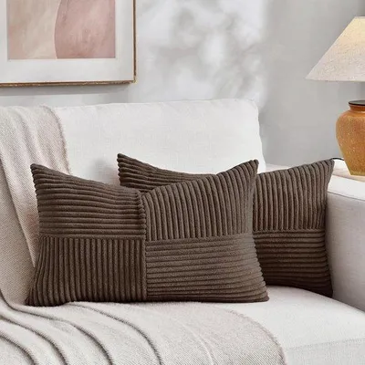 Produktbild von Set mit 2 Kissenbezügen, 50 x 70 cm, weiche Cordbezüge, dekorative Kissenhüllen, Boho-Kissen für Sofa, Schlafzimmer, Wohnzimmer, dunkelbraun