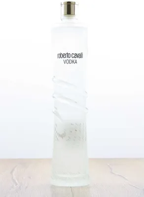 Immagine prodotto di Roberto Cavalli Vodka 40% Vol. 0,7l