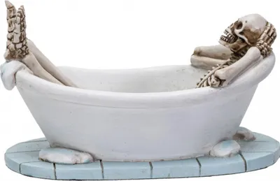 Produktbild von Skelett Figur in einer Badewanne als witziges Wohnaccessoire