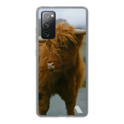 Produktbild von MuchoWow® Handyhülle Schutzhülle Hülle für Samsung Galaxy S20 FE Schottischer Highlander - Berg - Straße Silikon Softcase Handy Hülle - Abdeckung