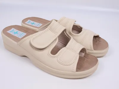 Produktbild von Medizinische Hausschuhe Adanex Astra 16721 beige