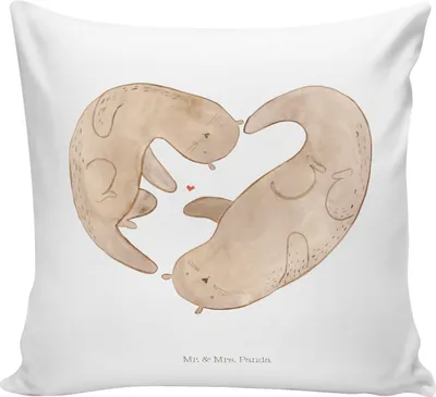 Produktbild von Mr. & Mrs. Panda kuschelkissen 40x40 Otter Herz - Weiß - Geschenk, kissen, Hochzeitstag, zier, Couchkissen, Kuschel, Seeotter, Liebe, Sofakissen