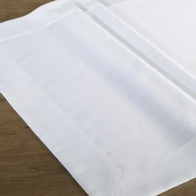 Produktbild von Festliche Tischdecke Tischdekoration MILA weiß 85x85