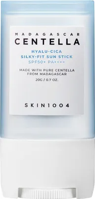 Zdjęcie produktu dla SKIN1004 Madagascar Centella Hyalu-Cica Silky-Fit Sun Stick SPF 50+ PA++++ 20 g
