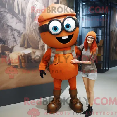 Obrázek produktu pro Postava REDBROKOLY maskota Rust Commando oblečená s minisukní a brýlemi