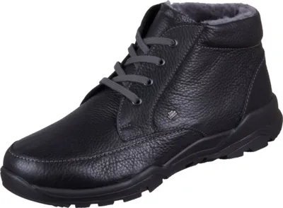 A black leather boot with grey laces and grey fur lining.