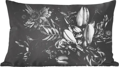 Produktbild von MuchoWow® Zierkissen Sofakissen Wohnzimmer Dekokissen 50x30 cm Blumenstrauß - Stilleben - Blumen - Pflanzen - Rot - Wohnzimmerdekoration - Polster mit Photo