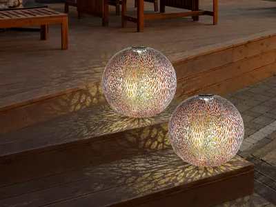 Produktbild von Schöne LED Solarleuchten Erdspießlampen, Metall Solarkugeln für den Garten Ø27cm