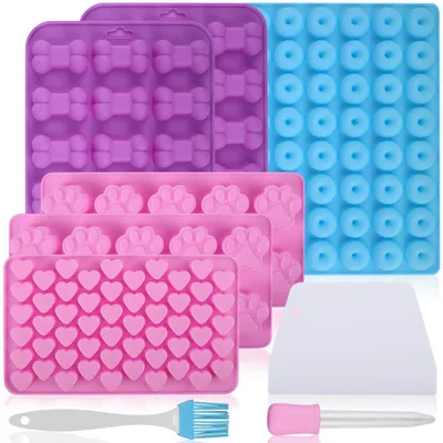 Produktbild von Backmatte Hundekekse 6er Set Silikon mit Spatel & Pinsel