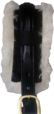 Produktbild von HorseGuard Genickschoner aus echtem Lammfell 31 cm lang für Pferde Halfter…