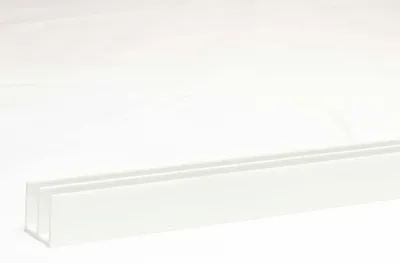 Produktbild von Glasführungsprofil weiß 200 cm oben - für 4 mm Scheiben