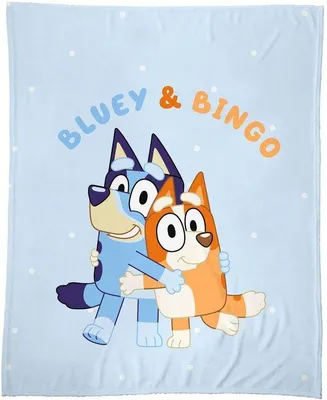 Produktbild von Unyqoos® Bluey Fleece-Kuscheldecke 125 x 150 cm, 100% Polyester – weiche Kinderdecke mit Bluey & Bingo Motiv zum Kuscheln