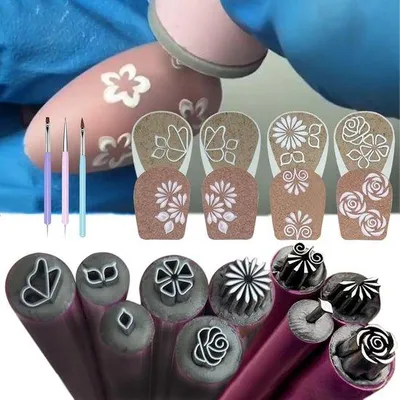 Produktbild von 10-teiliges DIY-Stempelset für Blumen-Nagelkunst - Kreatives Nagel-Design-Set - Accessoires für Bastelprojekte