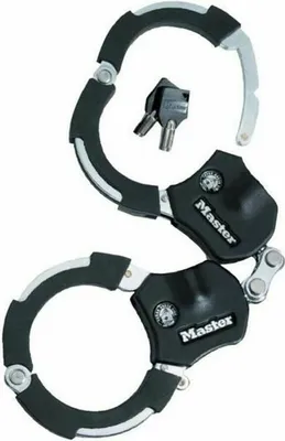 Immagine prodotto di Masterlock anti-theft handcuffs in hardened steel. 7.6 cm in diameter. 1 link