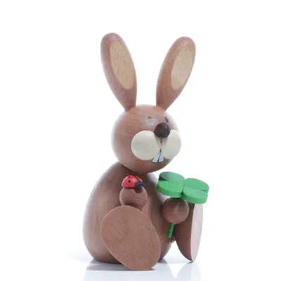 Produktbild von Osterartikel Osterhase mit Marienkäfer & Kleeblatt HxB 11x7cm