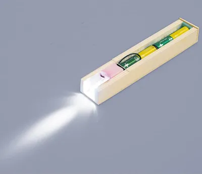 Immagine prodotto di fiammiferi21 Torcia LED con interruttore come kit di legno/elettronica kit di artigianato per bambini a partire da 10 anni