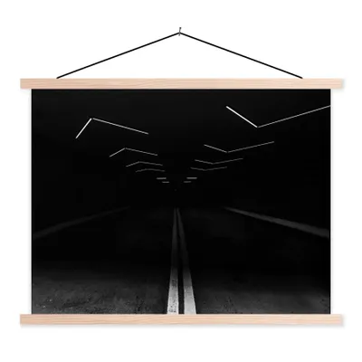 Produktbild von MuchoWow® Textilposter Schwarz - Weiß - Straße - Tunnel 60x45 cm mit holzfarbenen Rahmen - Bild