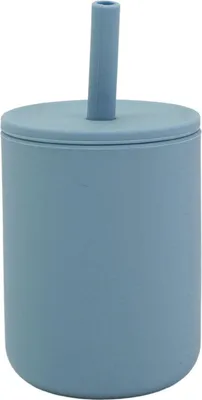 Zdjęcie produktu dla Kubek silikonowy dla niemowląt, pojemność 210 ml, wolny od BPA, wielokrotnego użytku, odporny na rozpryski, szczelny, z antypoślizgowym uchwytem, idealny do nauki picia przez słomkę, kolor niebieski