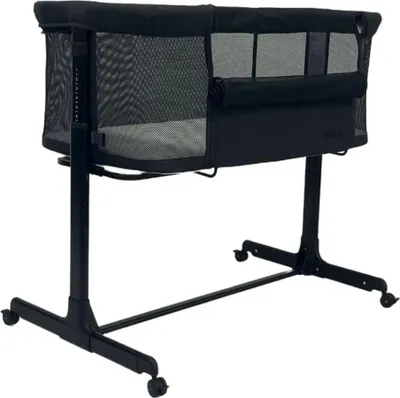 Produktbild von Novi Co-Sleeper Beistellbett – ab Geburt bis ca. 6 Monate – 87×50 cm – höhenverstellbar – Anti-Reflux Funktion – Mesh-Belüftung – mit Rollen & Bremse – Black Melange
