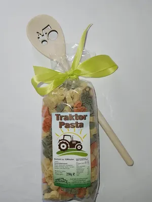 Produktbild von Motivnudeln mit Kochlöffel: Traktor, 250g Nudeln + Löffel, Holzlöffel, Traktoren, Geschenkidee