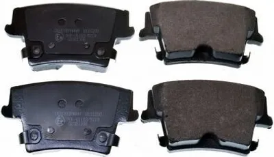 Produktbild von DENCKERMANN Bremsbeläge Satz Hinten Bremsklötze für CHRYSLER 300 C Touring (LX, LE) B111200