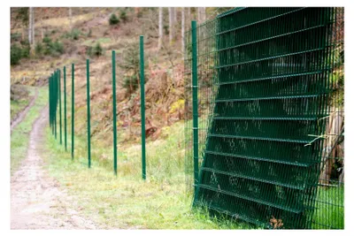 Produktbild von Pfostenträger für Zaunpfosten, Einschlagbodenhülse für Doppelstabmattenzaun Pfosten 60x40mm, verzinktes Metall