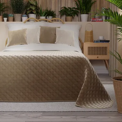Produktbild von VELVI Gesteppte Tagesdecke - Warmes Dunkelbeige - 170x210 cm
