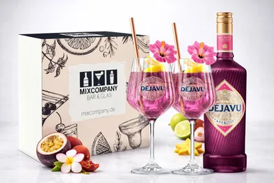Produktbild von Aperitif Déjà-Vu Aloha Aperitif Geschenkset 0,7L + 2 Gläser in Geschenkbox – 15% Vol.- [Enthält Sulfite]