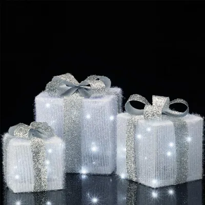3er-Set Weihnachtsdeko mit LED-Lichtern, Rattan, kaltweiß