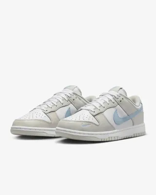 Produktbild von Nike Dunk Low, Damen „Mini Swoosh“, Größe: 44,5