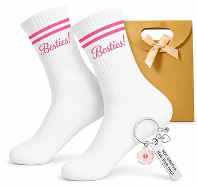 Image de Coffret cadeau pour femmes : chaussettes et porte-clés, tailles EU 36-44, comprenant 3 pièces