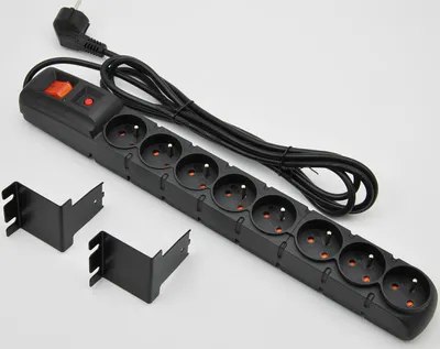 Obrázok produktu pre CSRAB-RPX2 - 19" napájací panel, 1U, 8 x 230 V, prepäťová ochrana