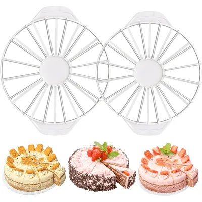 Produktbild von Kuchenteiler 14/16 & 10/12 Stücke Set, Kuchen Schneidehilfe Rund, Torten Schneidhilfe Gleichmäßige Portionierung, Backzubehör DIY, Kunststoff Weiß