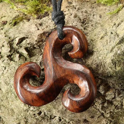Produktbild von Drachensilber  Triskelion Holzanhänger keltischer Schmuck Triskel Kettenanhänger