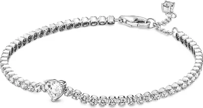 Produktbild von Pandora Armband 18cm, Silber, Herz-Pavé-Tennis-Design mit funkelndem Herz-Motiv in der Mitte
